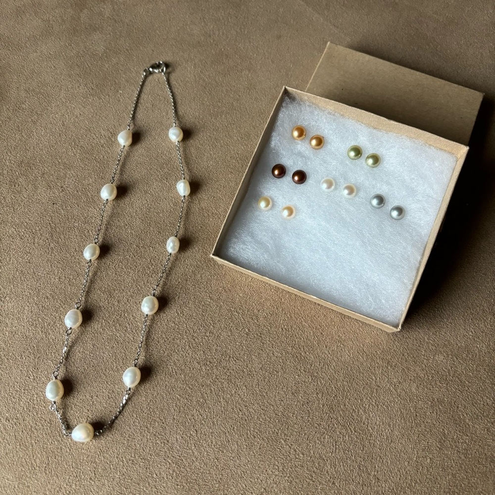 New Pearl Earrings and Necklace Set